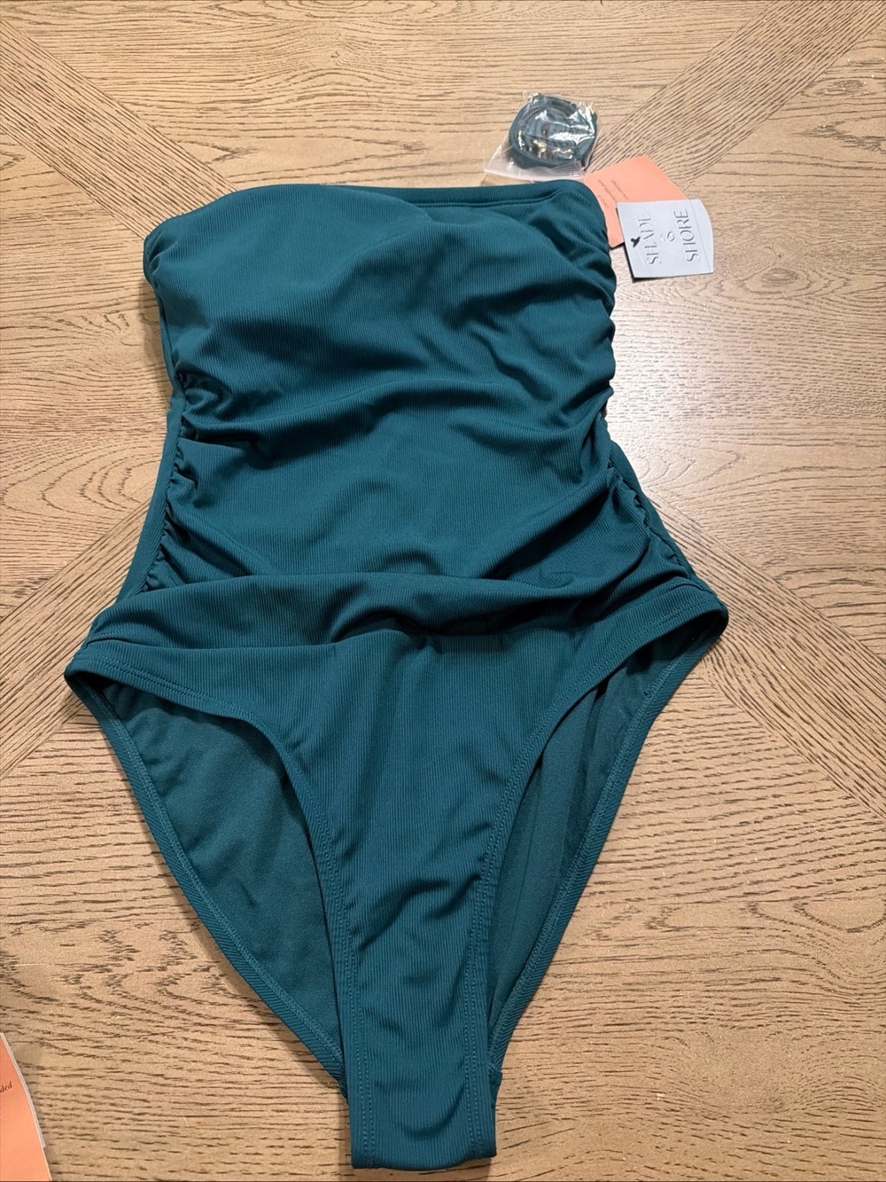 Shade and shore Women's Flounce Coverage One Piece Swimsuit Small